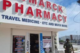 Sancionan a decenas de farmacias irregulares