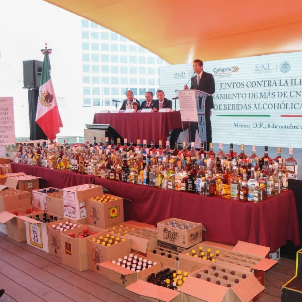 Decomiso de alcohol ilegal en el Edomex, Puebla y Jalisco