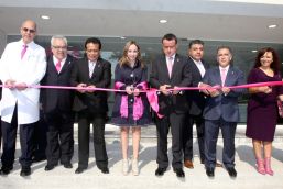 Inaugura el IMSS nueva clínica contra el cáncer de mama