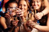 Consumo excesivo de alcohol en mujeres adolescentes