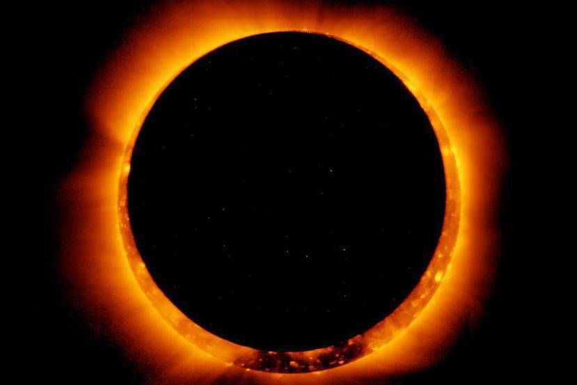 Eclipse solar, cuidado con tus ojos