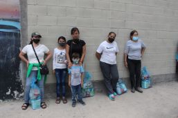 Apoyan a damnificados por desbordamiento del Arroyo Seco