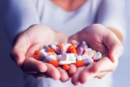 Revela Cofepris a falsos distribuidores de medicamentos