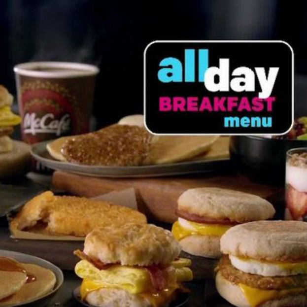 Celebran “All day breakfast” en McDonald’s México
