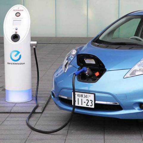 Senado impulsa uso de autos eléctricos